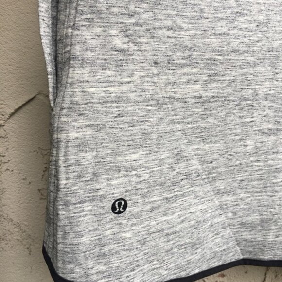 Lululemon Insculpt Resersiable Vest Size 6 - Picture 10 of 11